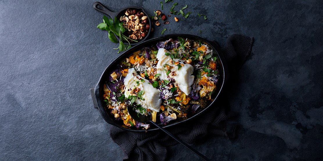 Oven baked Norwegian cod with vegetables, capers and brown butter